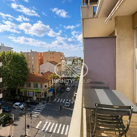 Apartman 2 Pieces A Proximite De La *
